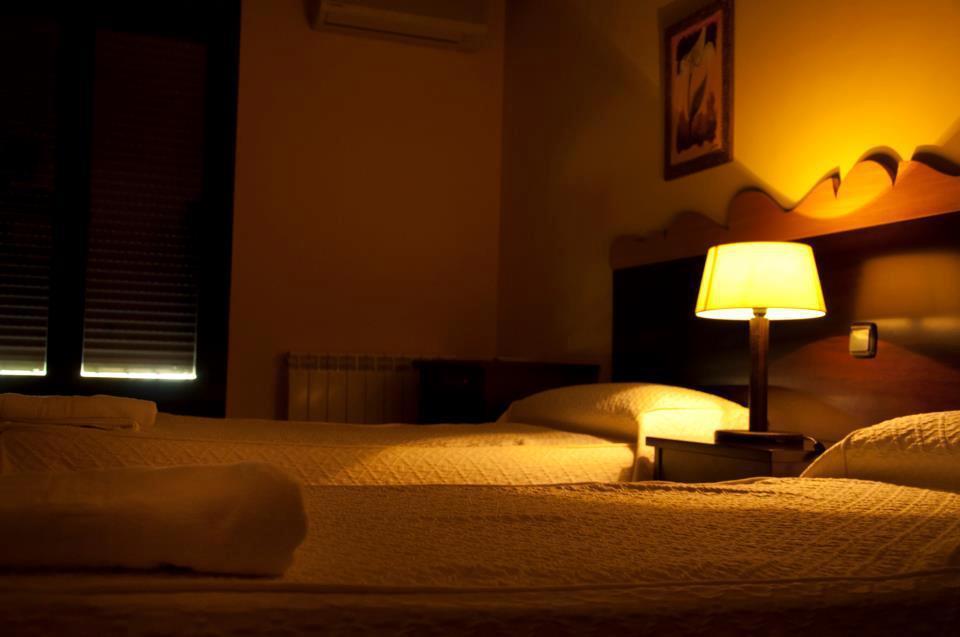 Hotel El Comendador Añón Habitación foto
